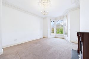 Living room- click for photo gallery